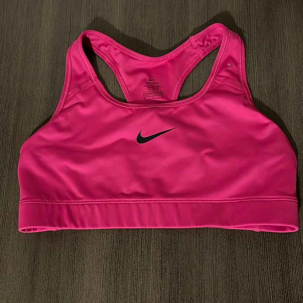 NWOT Nike Sports Bra